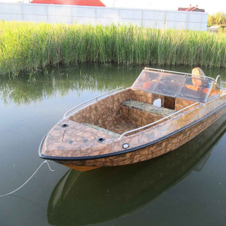 лодка Шторм 440